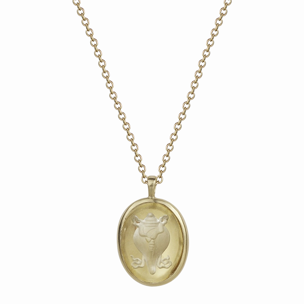 10K Gold Crystal Conch Pendant