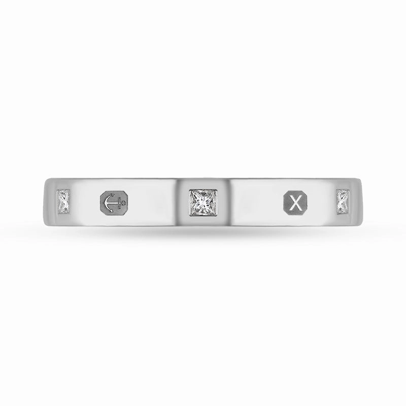 18ct White Gold 0.09ct Diamond Queen's Jubilee Hallmark Princess Cut 3mm Ring D