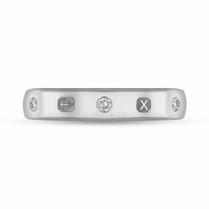 18ct White Gold 0.15ct Diamond Queen's Jubilee Hallmark 4mm Ring D