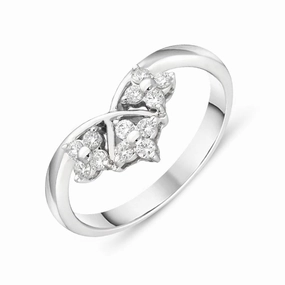18ct White Gold 0.20ct Diamond Three Flower Ring D