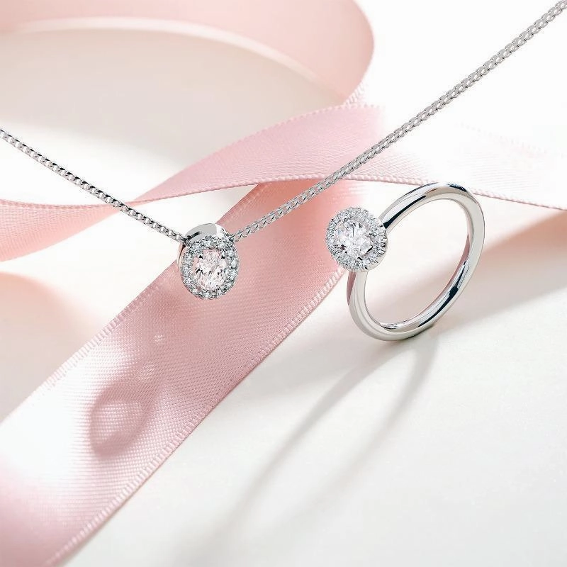 18ct White Gold 0.44ct Diamond Pave Oval Necklace
