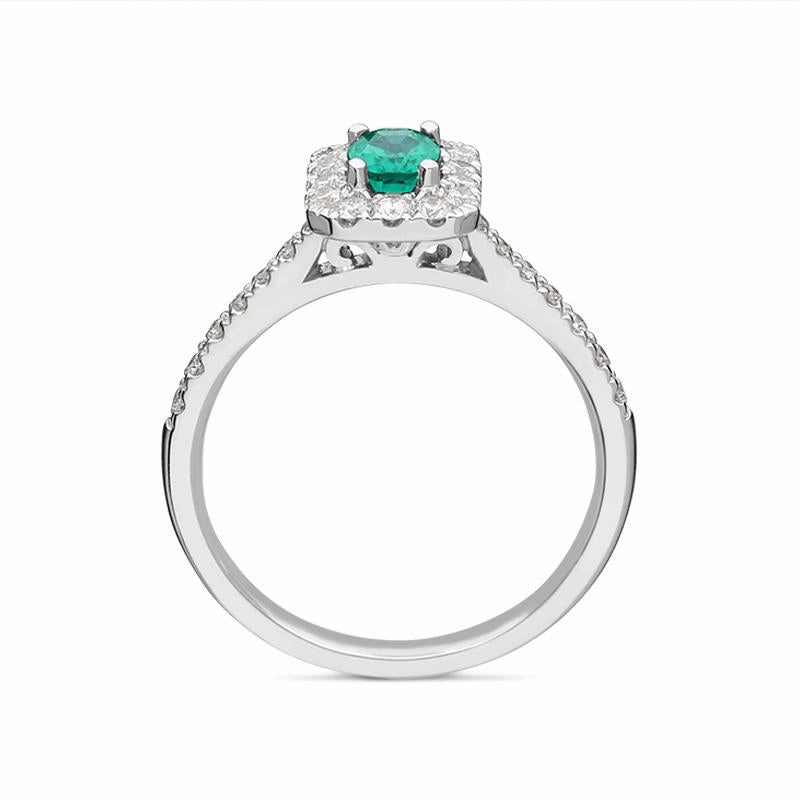 18ct White Gold 0.44ct Emerald 0.37ct Diamond Oval Cut Ring