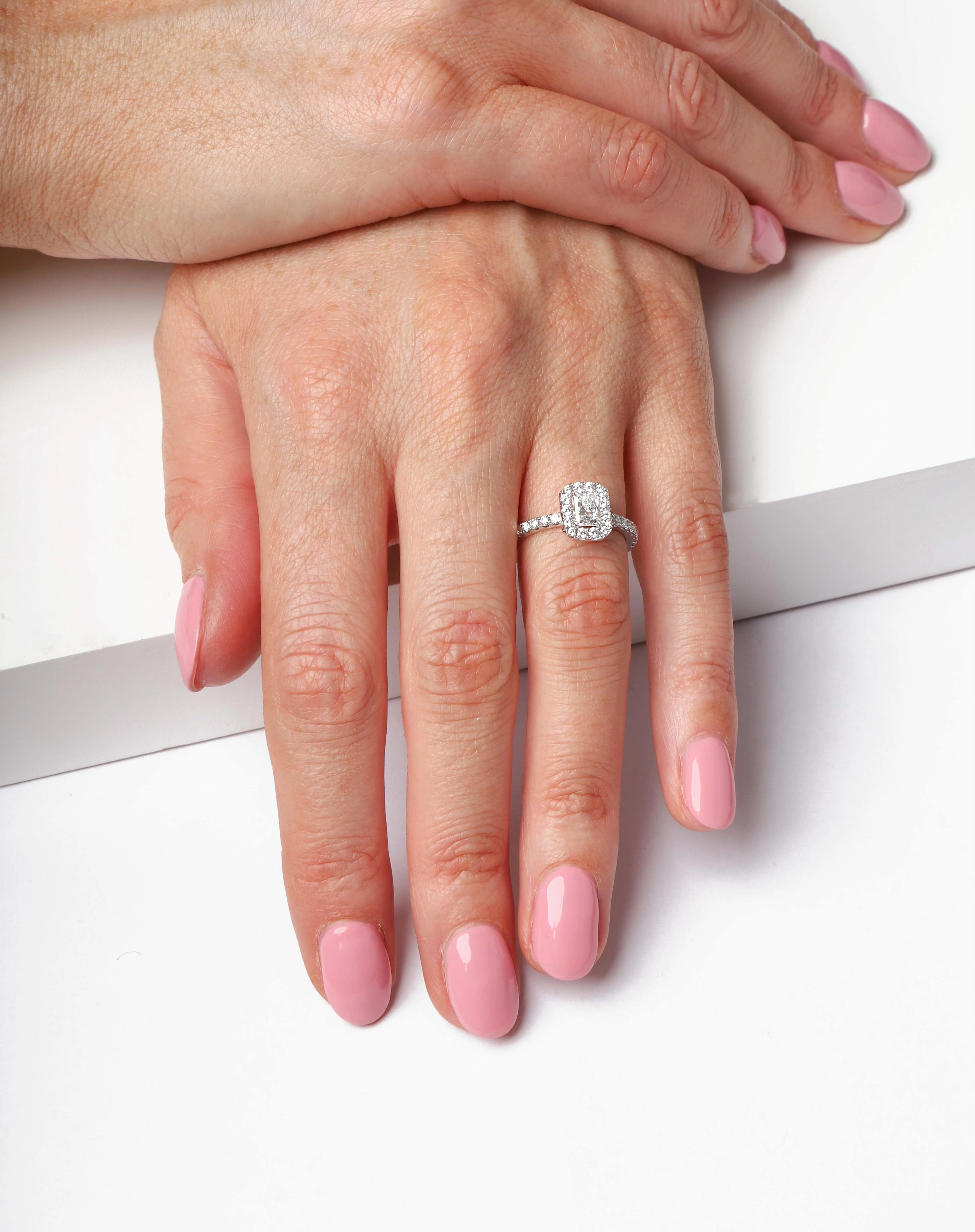 18ct White Gold 1.05ct Diamond Halo Ring