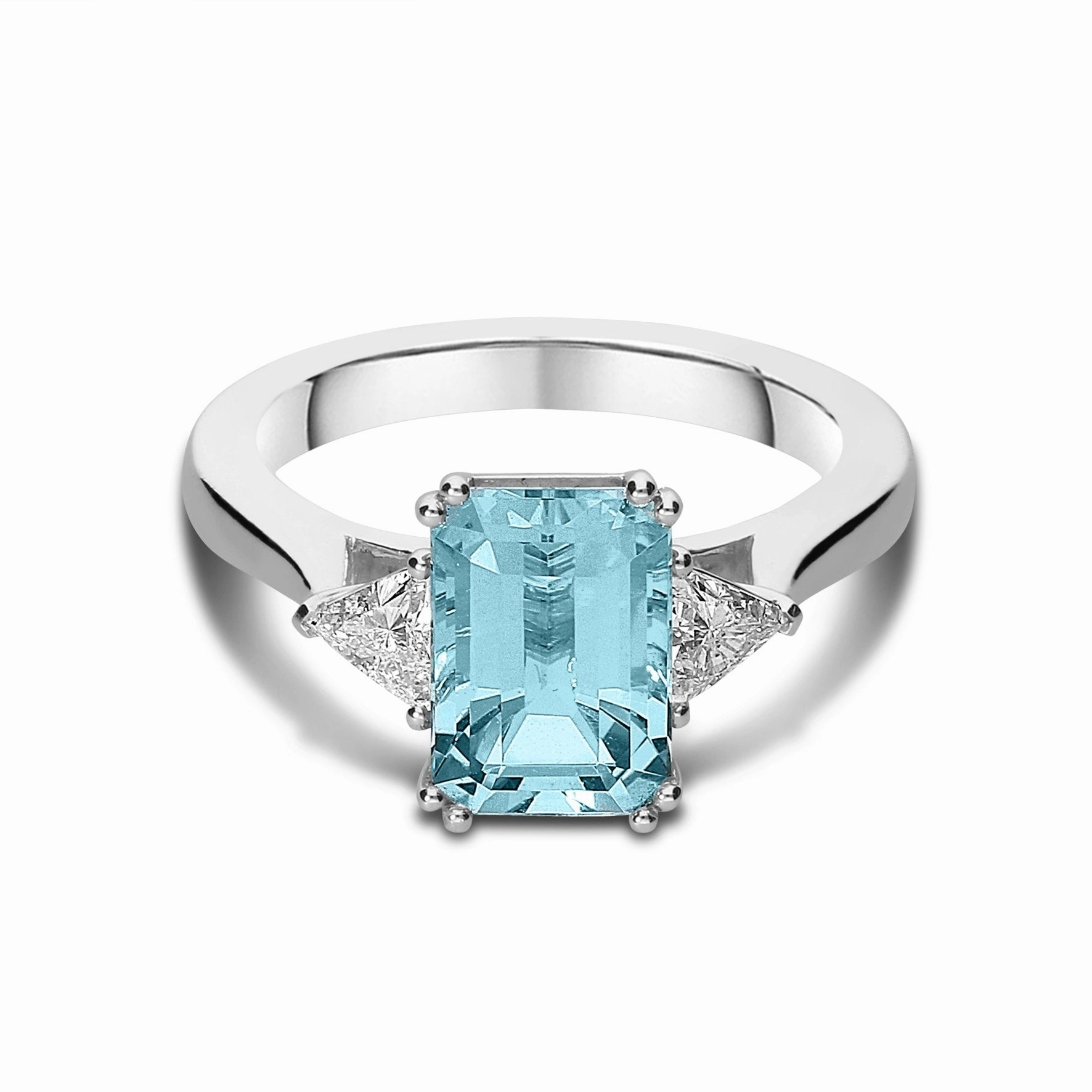 18ct White Gold 2.22ct Aquamarine Diamond Emerald Cut Ring