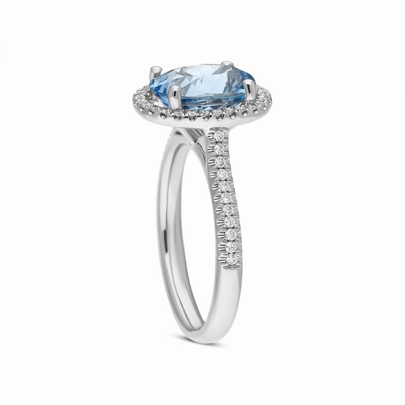 18ct White Gold 2.38ct Aquamarine Diamond Cluster Ring