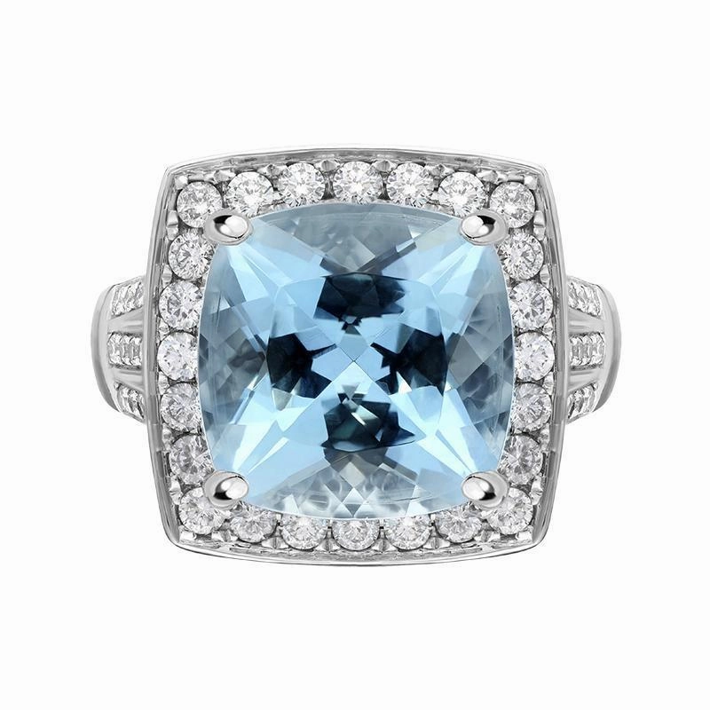18ct White Gold 7.97ct Aquamarine 1.11ct Diamond Cushion Cut Ring D