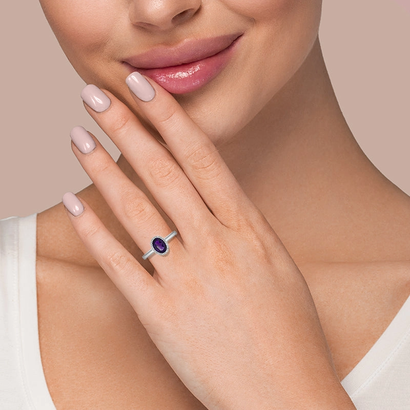18ct White Gold Amethyst Diamond Oval Cut Cluster Ring
