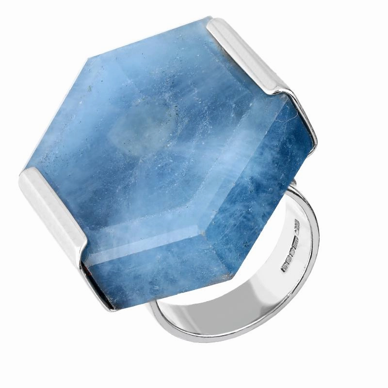 18ct White Gold Aquamarine Hexagon Unique Large Ring D