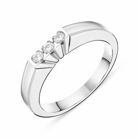 18ct White Gold Diamond Trilogy Band Ring