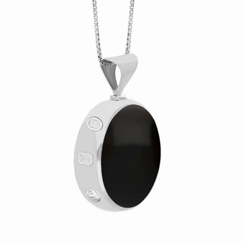 18ct White Gold Whitby Jet Malachite King's Coronation Hallmark Double Sided Round Necklace D