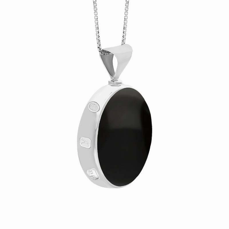 18ct White Gold Whitby Jet Mother of Pearl King's Coronation Hallmark Double Sided Round Necklace D