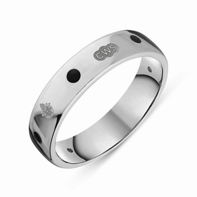 18ct White Gold Whitby Jet Queen's Jubilee Hallmark 5mm Ring D