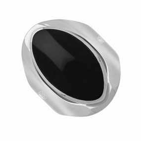 18ct White Gold Whitby Jet Queen's Jubilee Hallmark Medium Oval Ring D