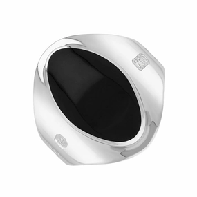 18ct White Gold Whitby Jet Queen's Jubilee Hallmark Small Oval Ring D