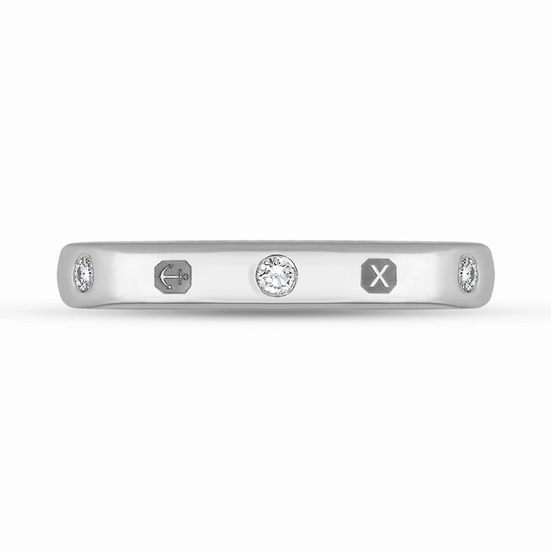 9ct White Gold 0.18ct Diamond Queen's Jubilee Hallmark 6mm Ring D
