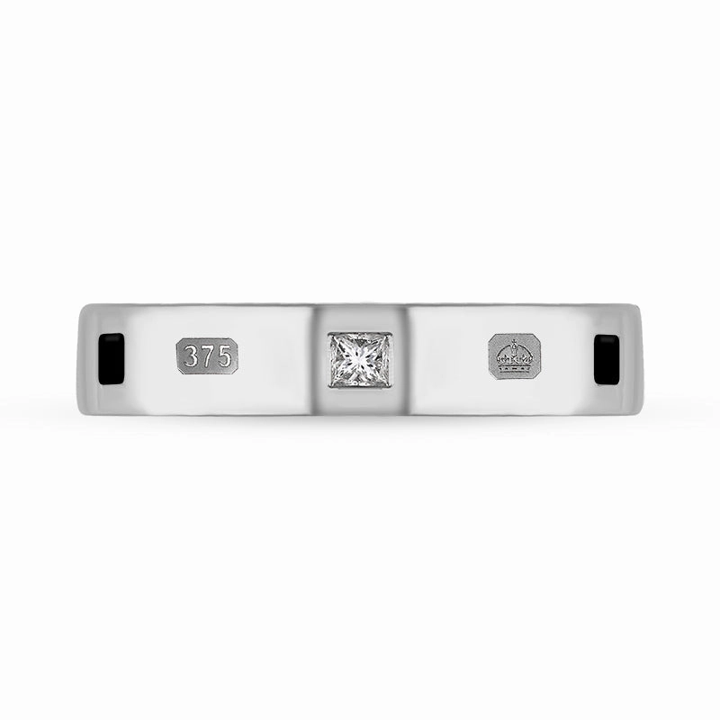 9ct White Gold Whitby Jet 0.09ct Diamond Queen's Jubilee Hallmark Princess Cut 4mm Ring D
