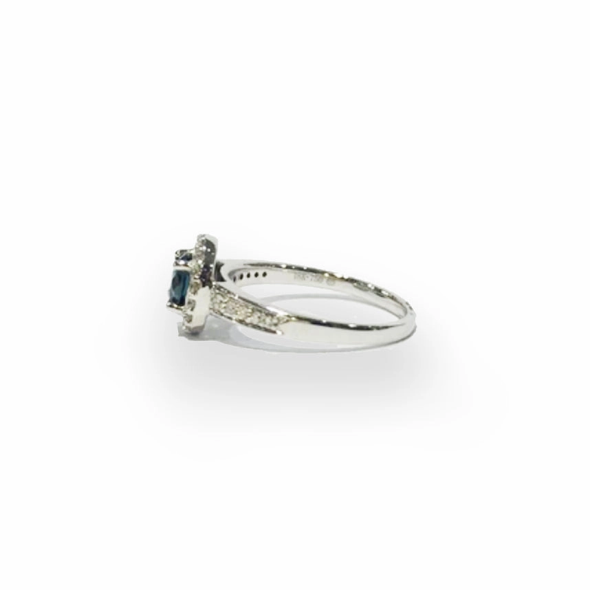 Blue Diamond White Gold Ring with Diamonds