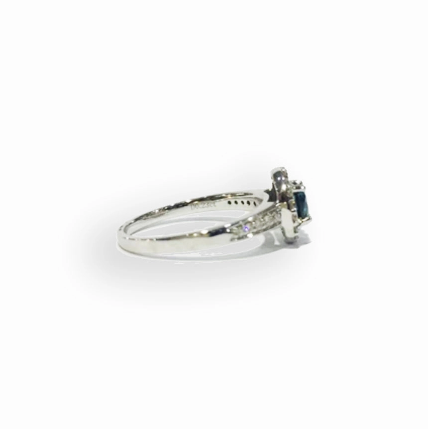 Blue Diamond White Gold Ring with Diamonds
