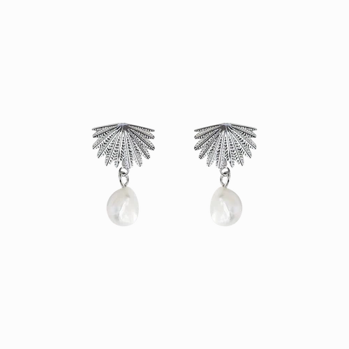 Boh Runga - Fantail Pearl Studs