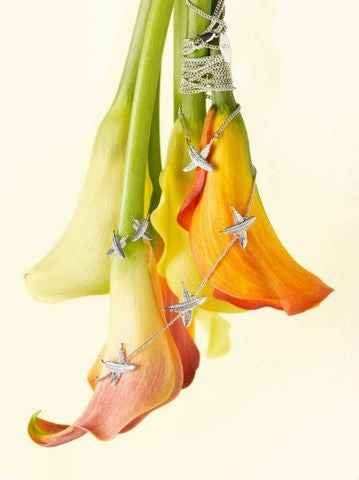 Boh Runga Feather Kisses Studs