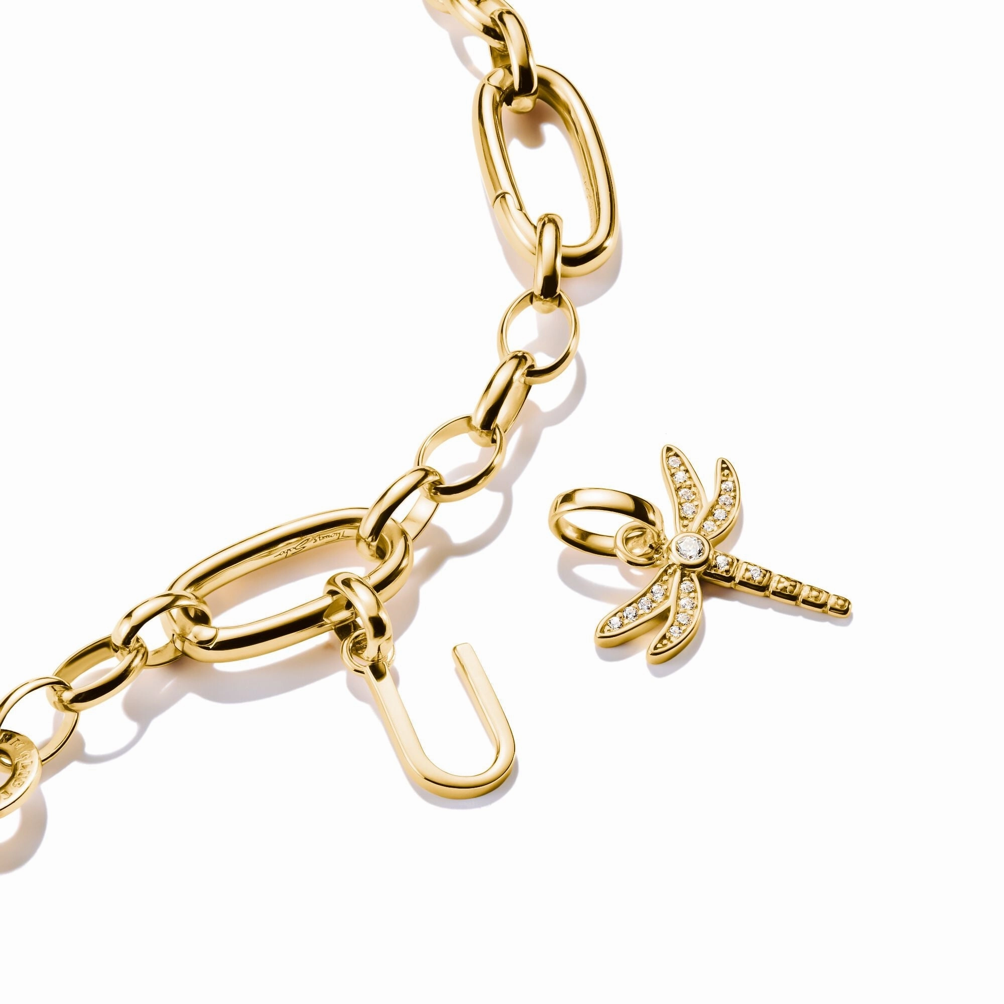 Connect Charm letter U Gold