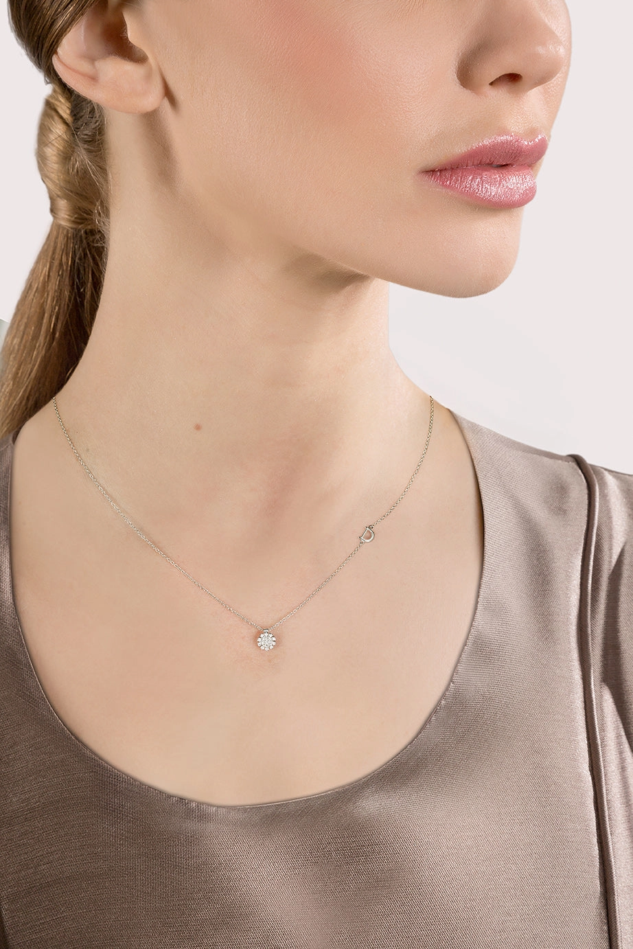 Damiani Margherita 18ct White Gold 0.16ct Diamond Necklace
