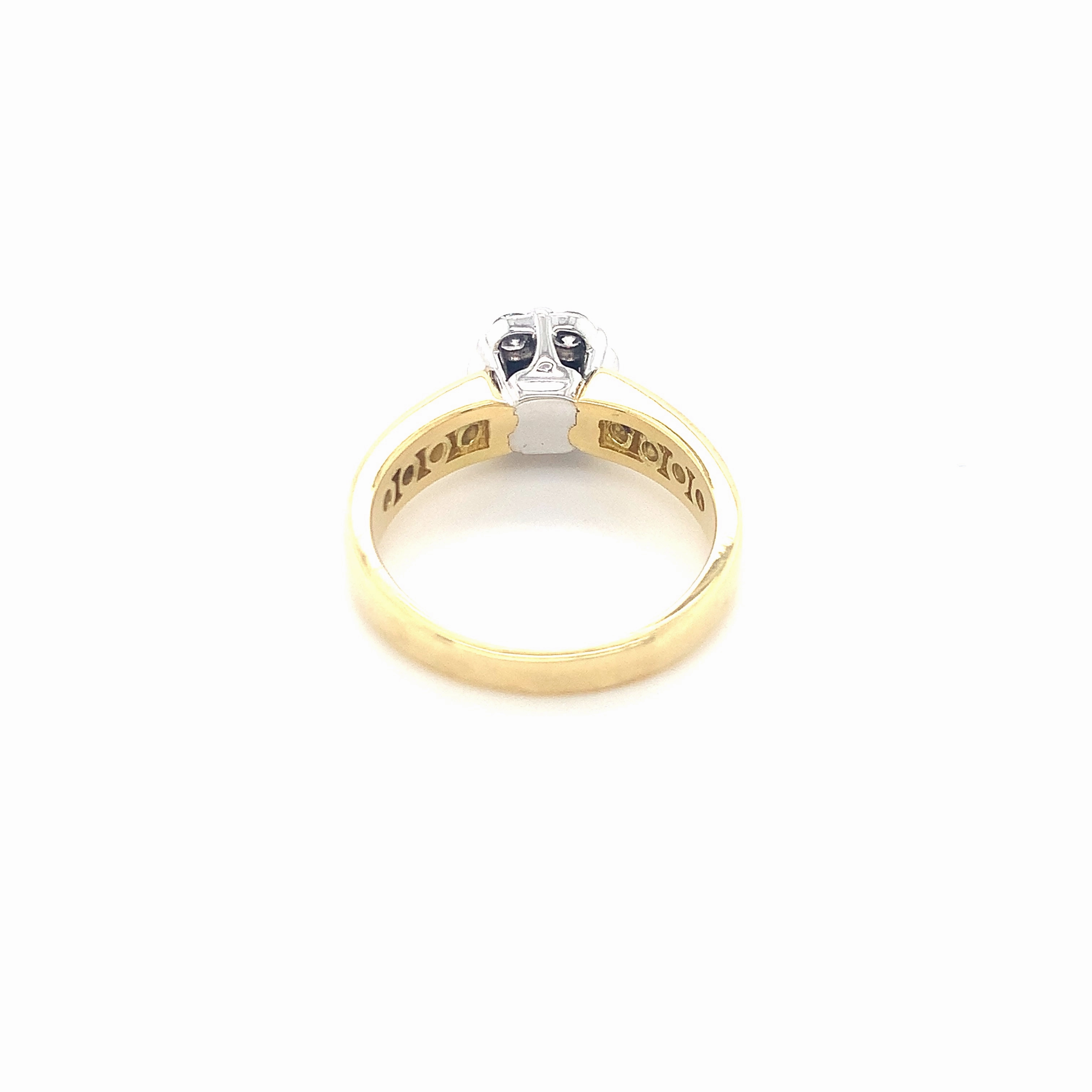 Eva Diamond Flower Ring