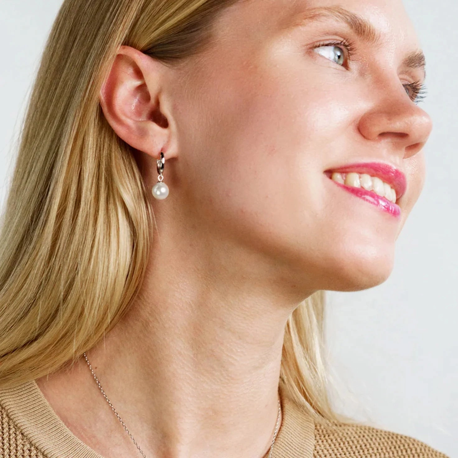 Georgini - Nine - 2 - FIve Pearl Hoop Earrings Silver