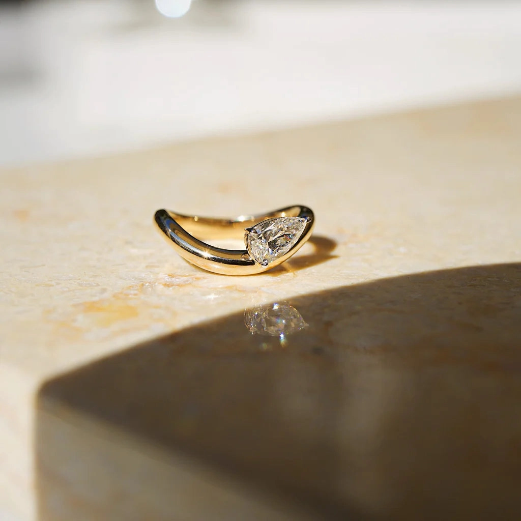 Greta Diamond Ring