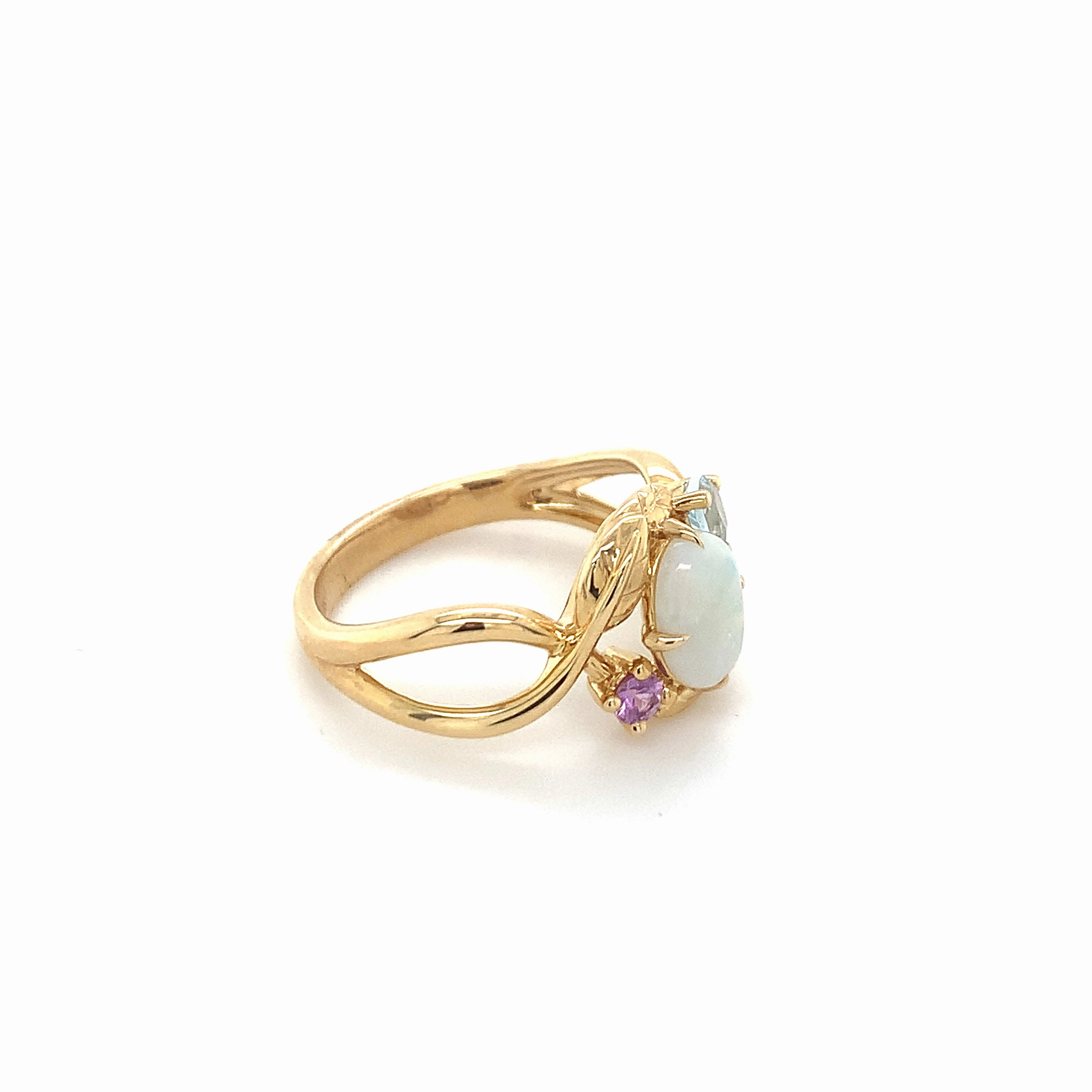 Hannah Opal Yellowgold Ring