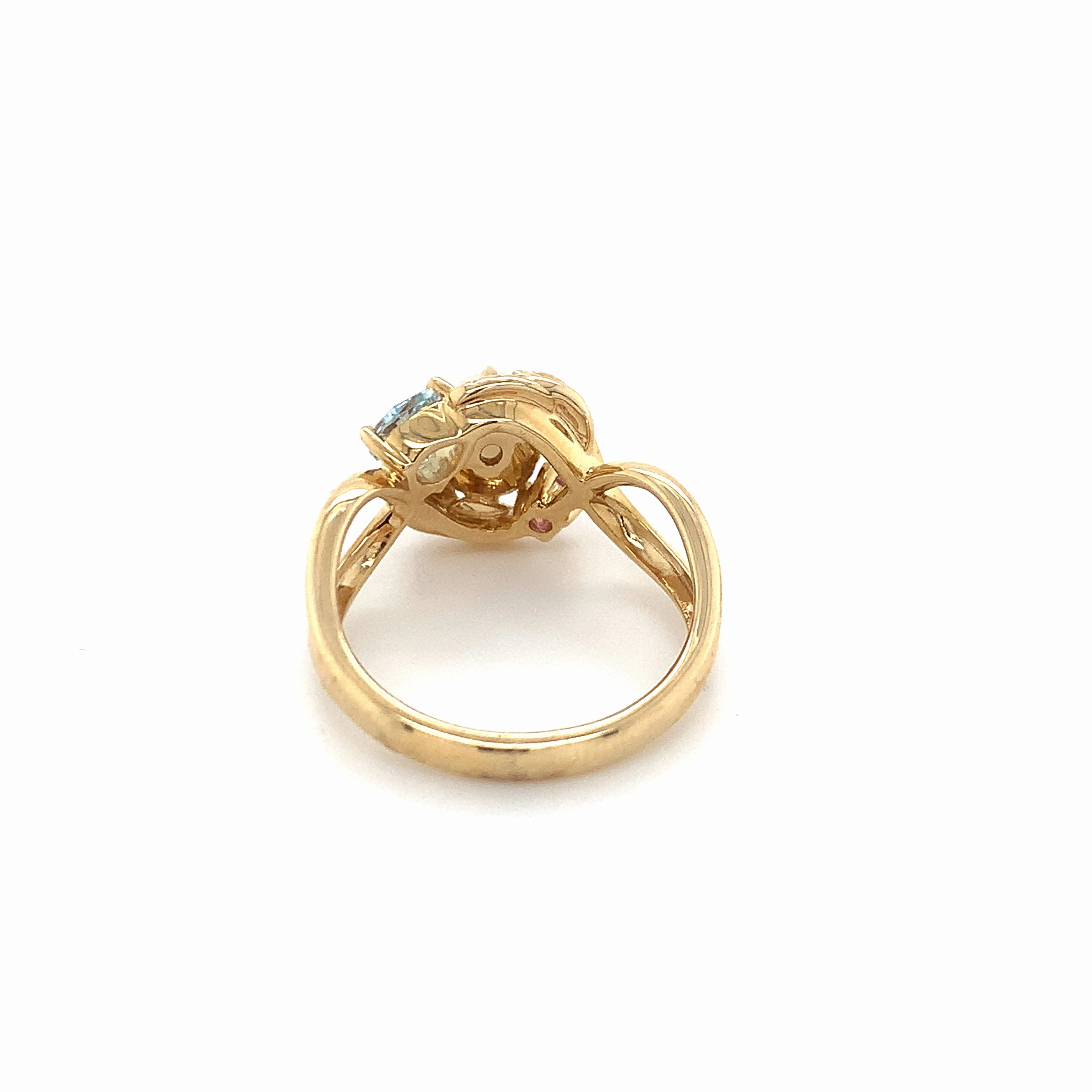Hannah Opal Yellowgold Ring