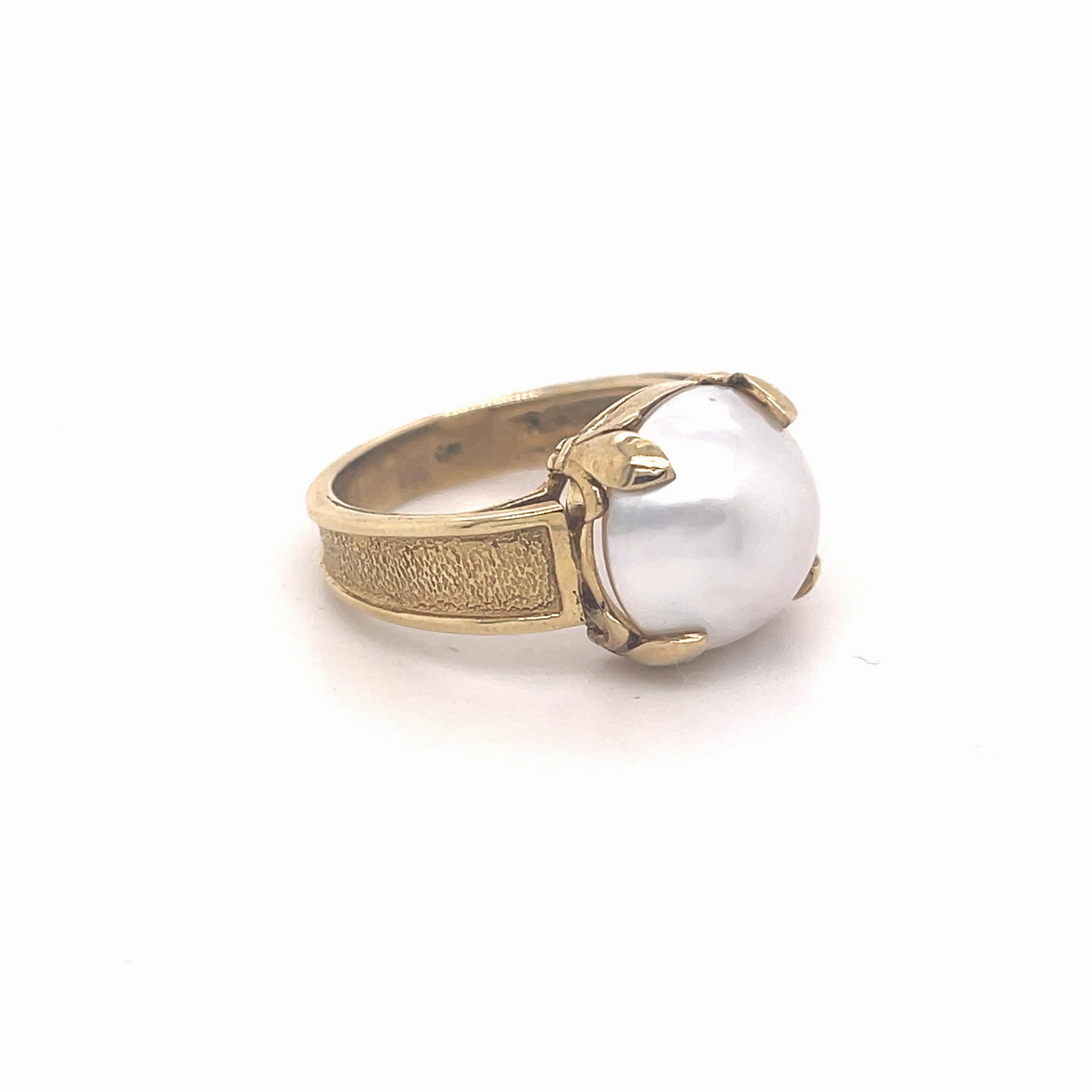Maisy Gold Pearl Ring