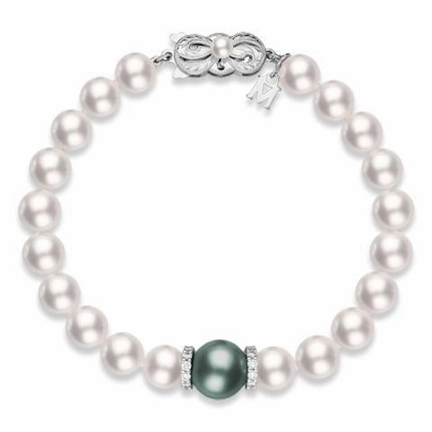 Mikimoto 18ct White Gold Black South Sea and Akoya Pearl 0.40ct Diamond Bracelet