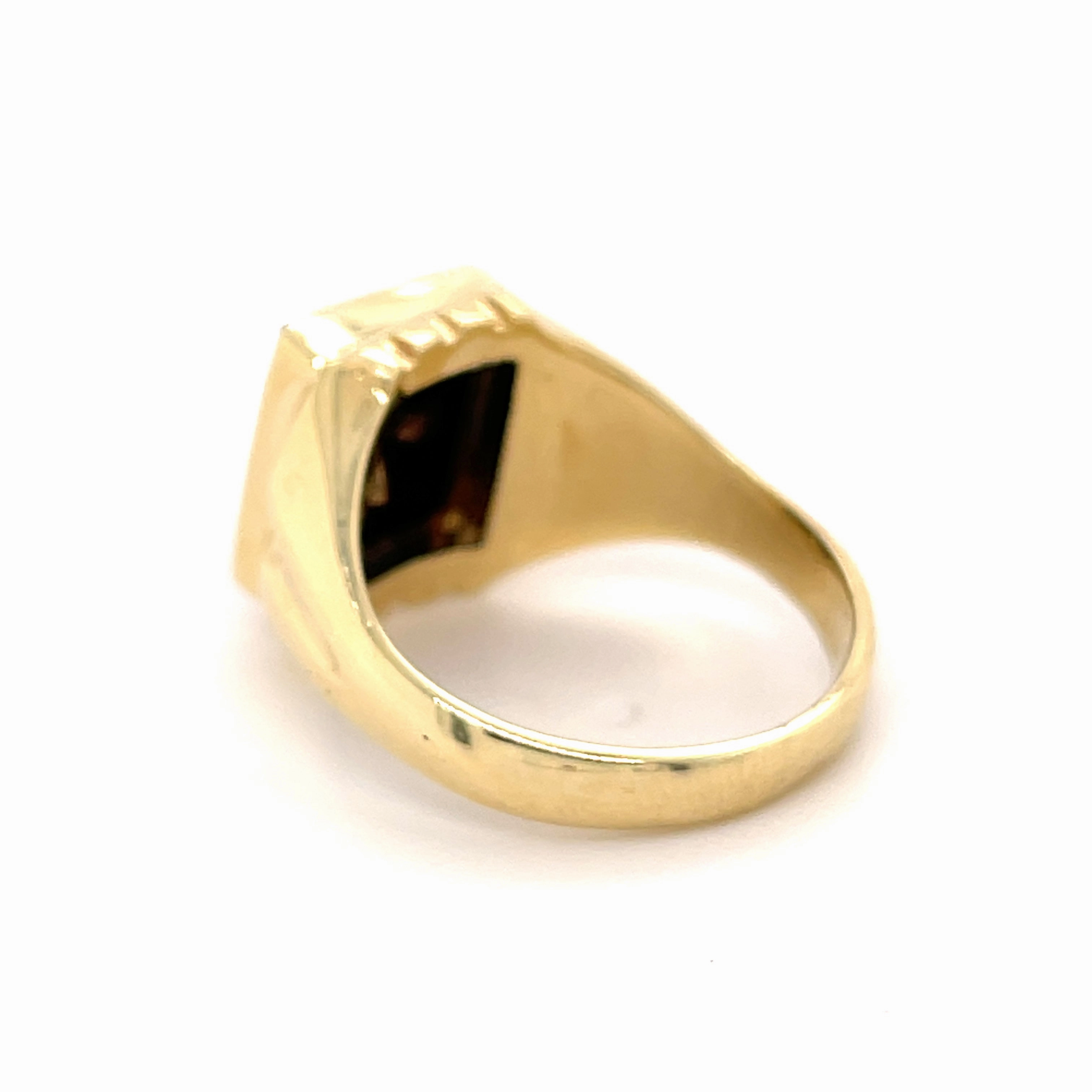 Onyx Gold Ring