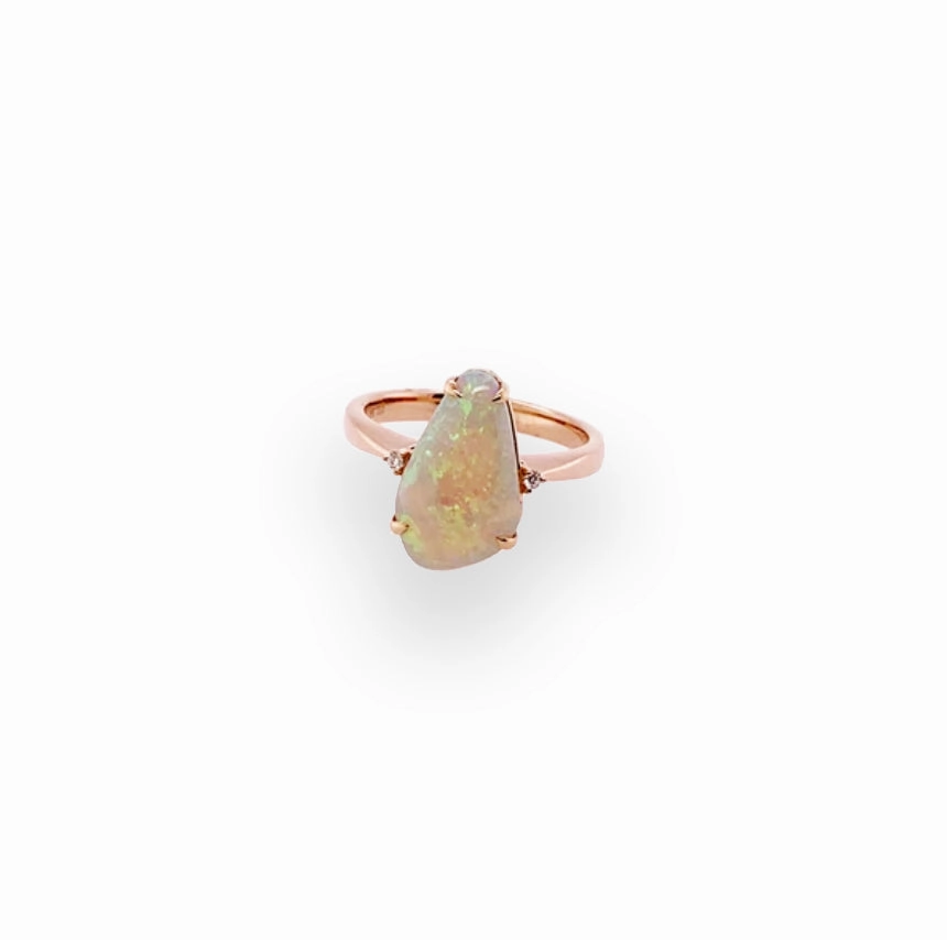 Opal 2.7ct Rosegold Ring