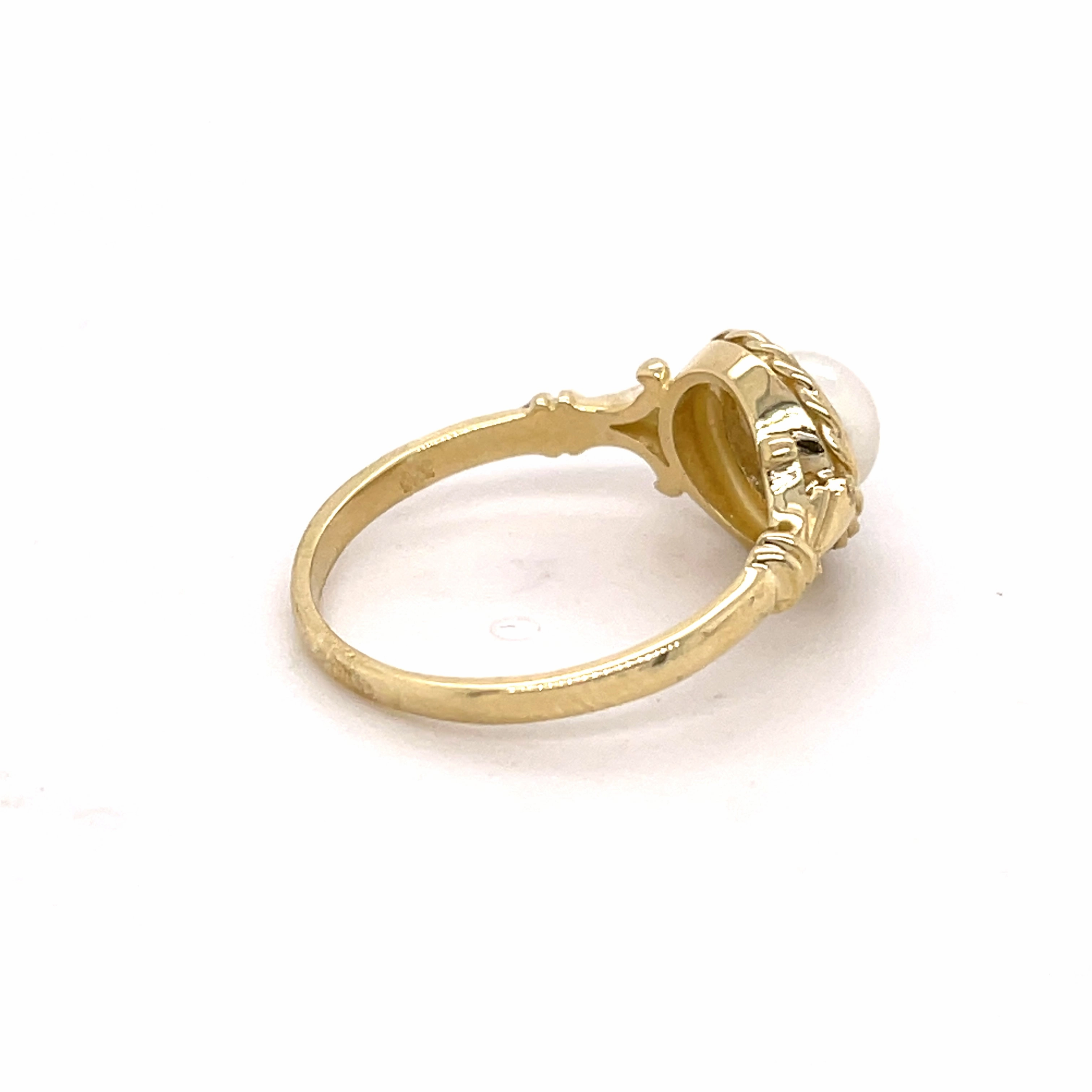 Penina Pearl Ring