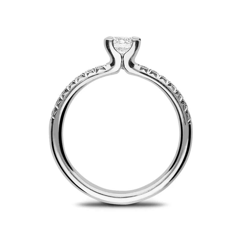 Platinum 1.00ct Diamond Round Brilliant Shoulder Solitaire Ring