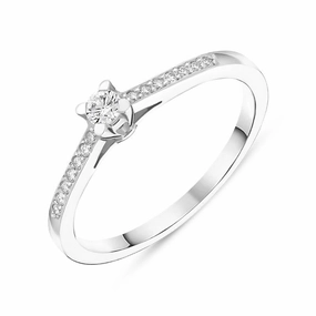 Platinum Brilliant Cut Diamond Shoulder Solitaire Ring