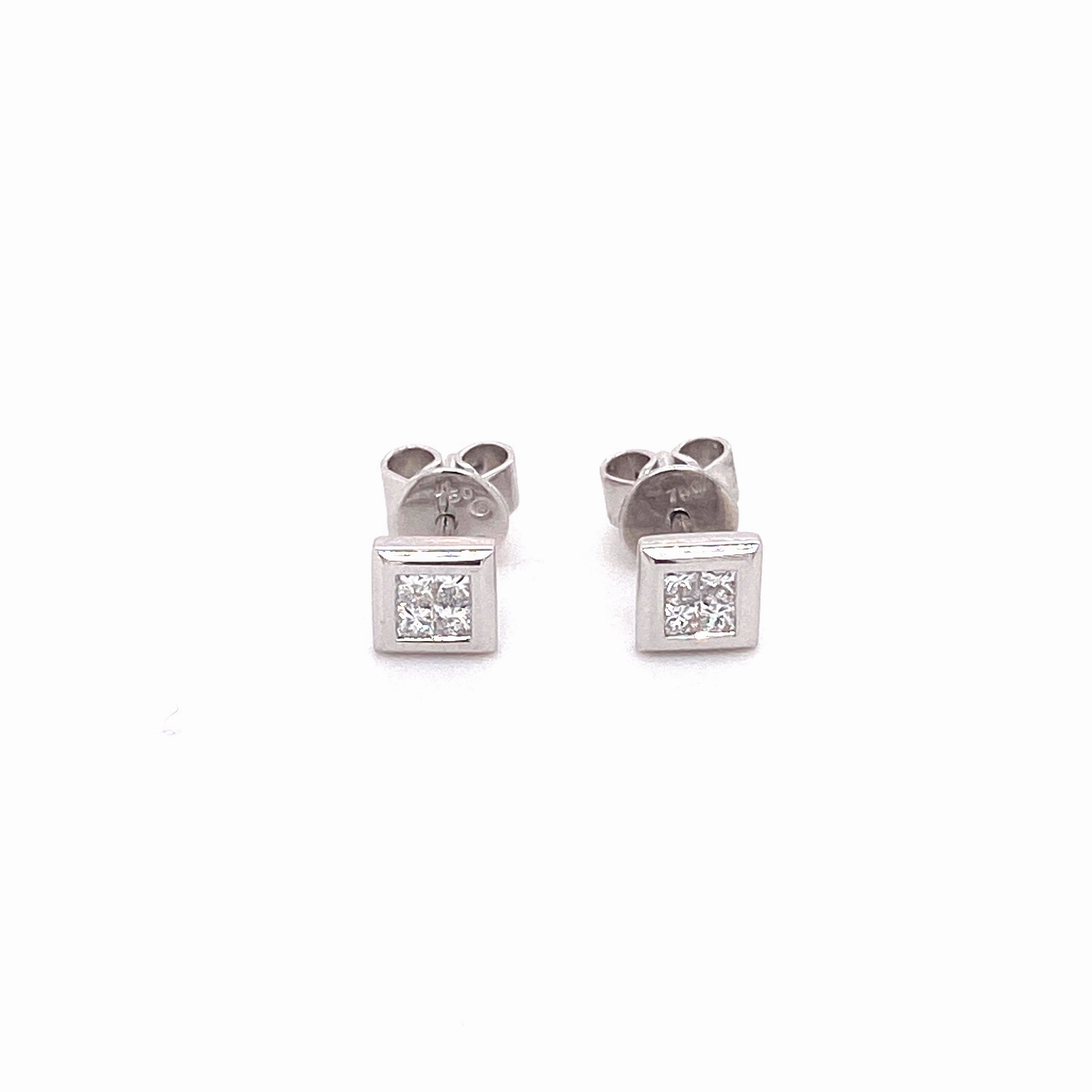 Princess Cut 18ct Whitegold Stud Earrings
