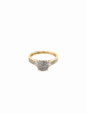 Round Cluster with Baguettes Yellow Gold Ring