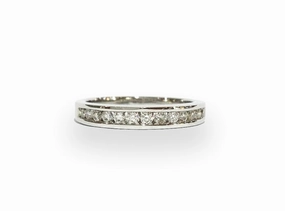 Round Diamond Channel Band