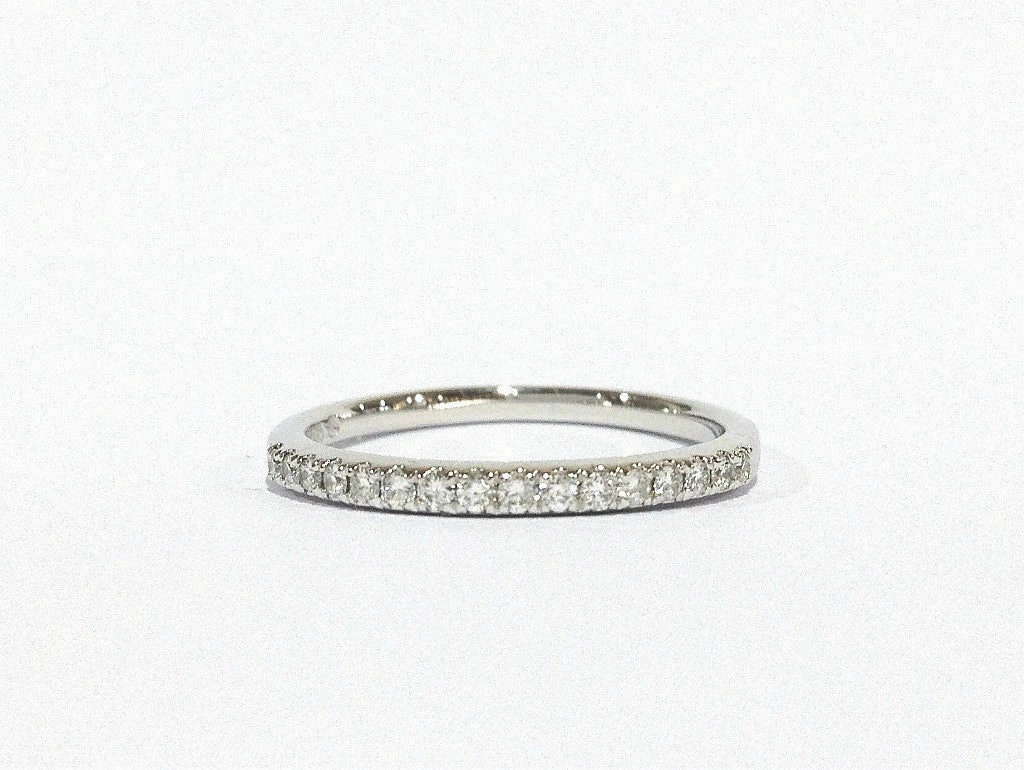 Round Diamond Channel Set Band