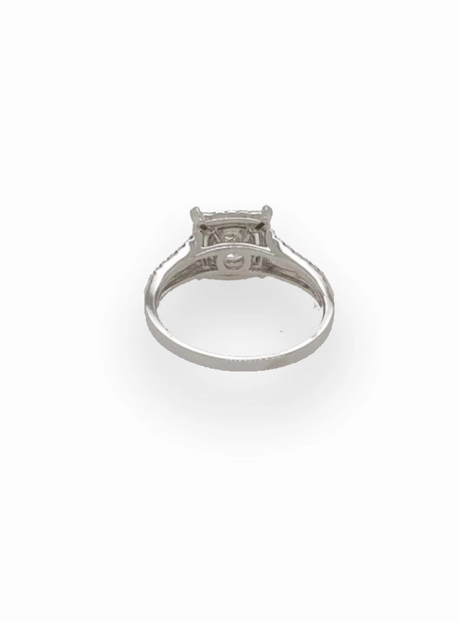 Round Diamond with Square Halo