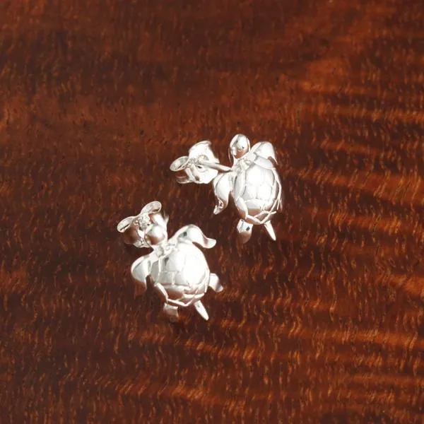 Sterling Silver Honu (Hawaiian Turtle) Post Earrings