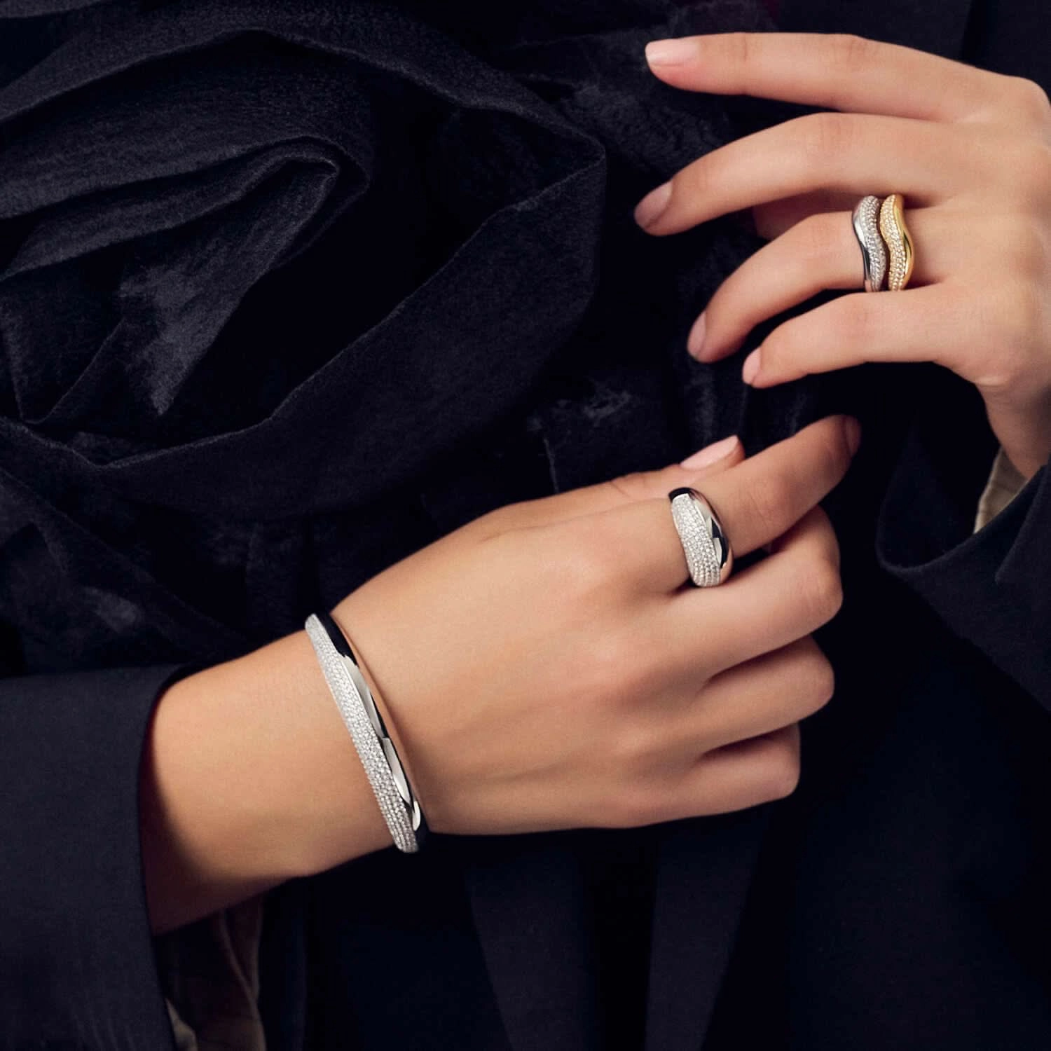Sterling Silver Fasano Bangle SJ-BG2487-CZ