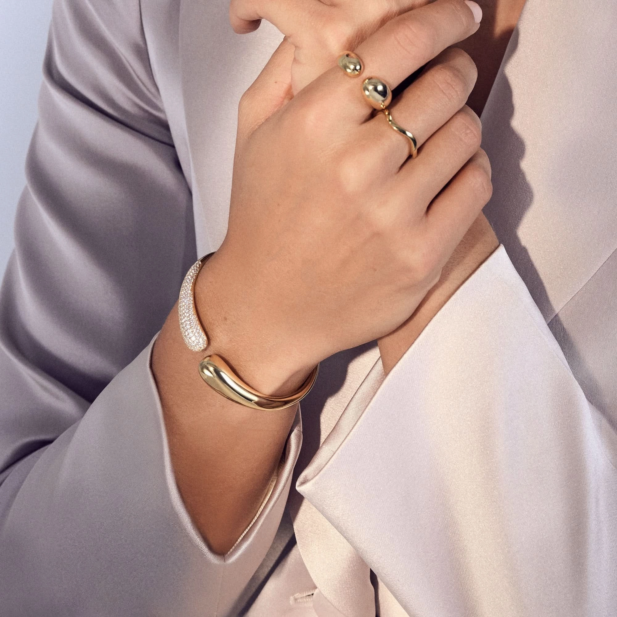 Sterling Silver Goccia Bangle SJ-BG2581-CZ