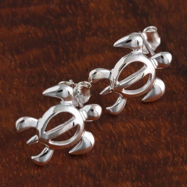 Sterling Silver Honu (Hawaiian Turtle) Post Earrings (S/M)
