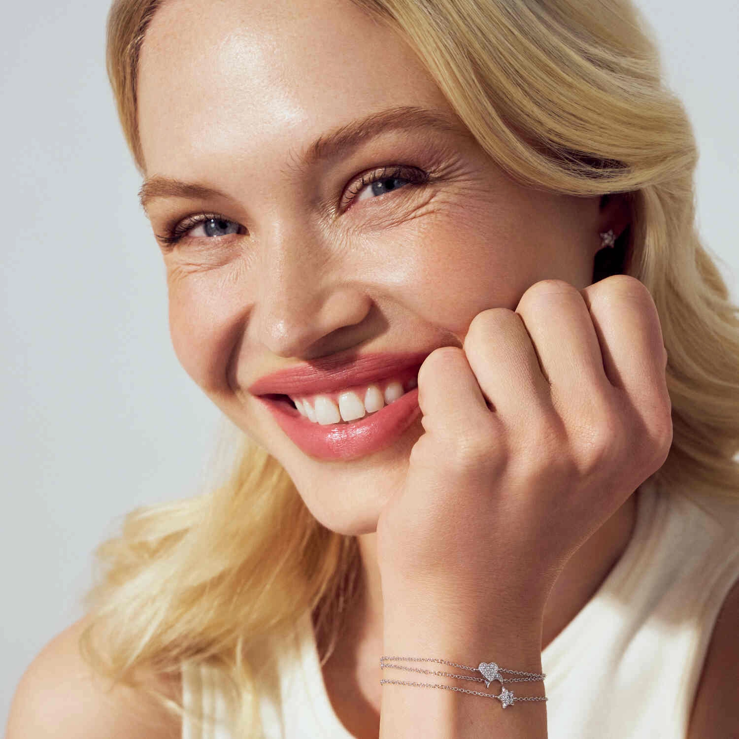 Sterling Silver White Zirconia Cuore Bracelet SJ-B2705-CZ