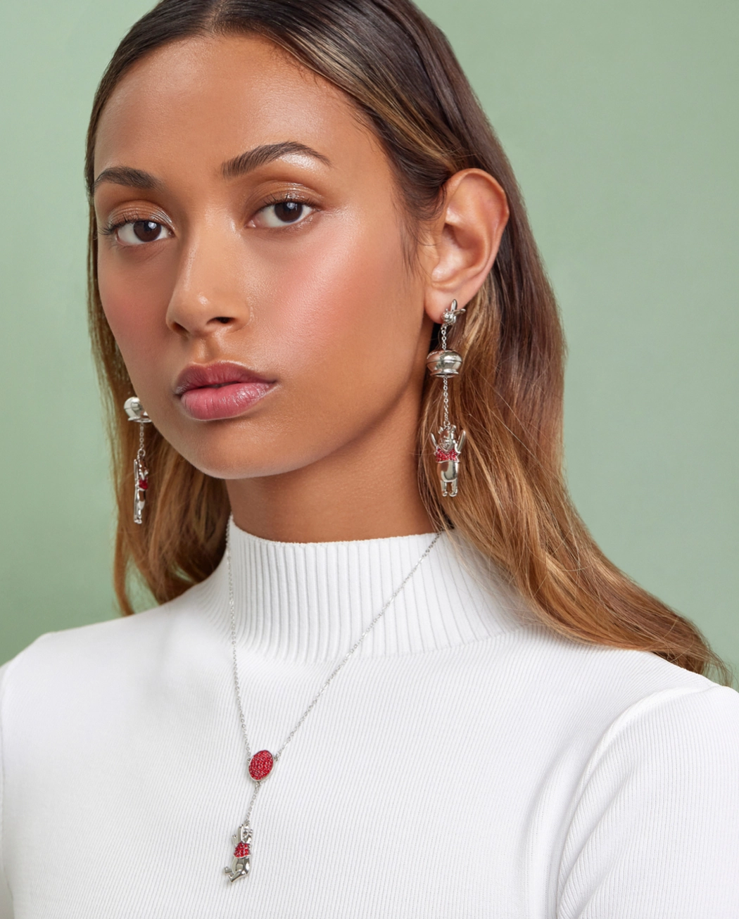 Winnie the Pooh-  Winnie Drops - Silver Necklace & Earrings